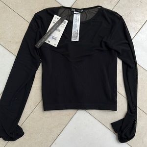 New black Zara mesh and seamless fabric crop top long sleeve XS/S
